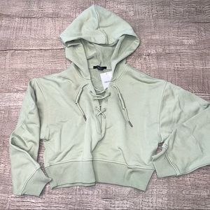 NWT FOREVER 21 OVERSIZED CROP HOODIE SIZE LARGE GREEN